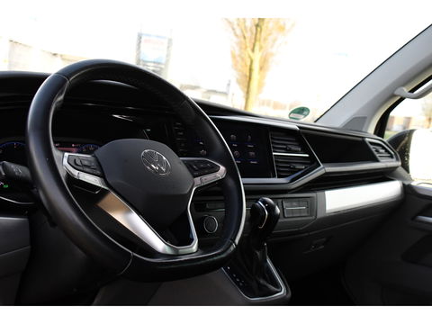 Volkswagen Transporter 2.0 TDI L2H1 30 DC Bulli Black Edition Virtual, Adaptie cruise, Camera, Carplay, 199pk, Sensoren, Automaat, Leder, Trekhaak, LED, 2 x Schuifdeur, Uniek!