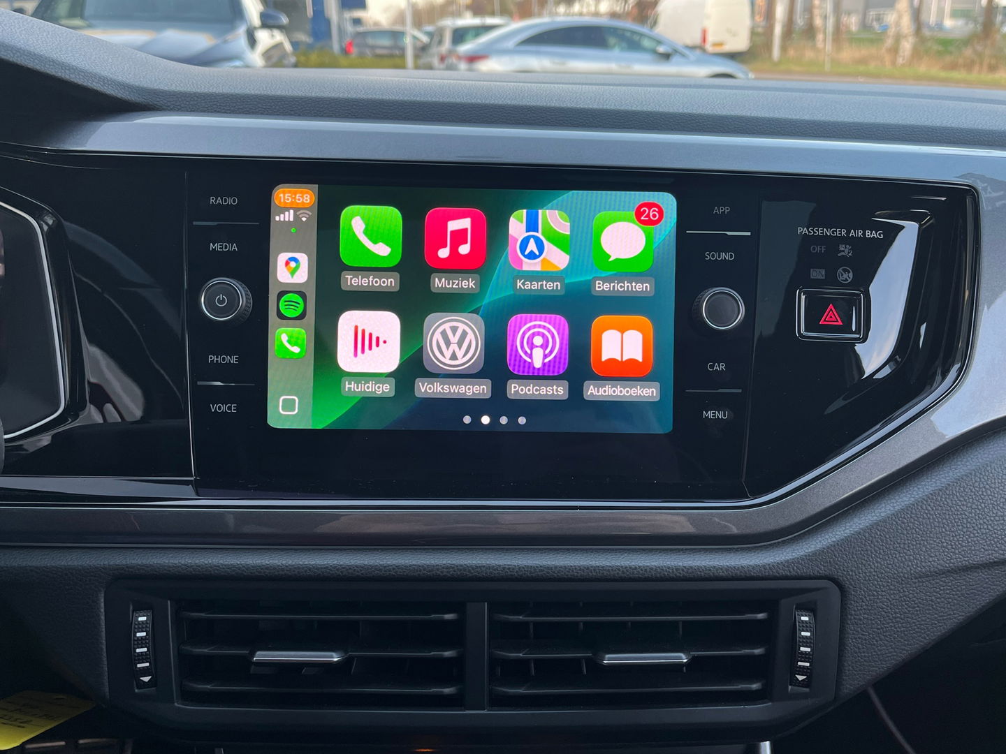 Volkswagen Polo GTI 2.0 TSI|Pano|Beats|Carplay|Pdc|Stoelverwarming|200PK