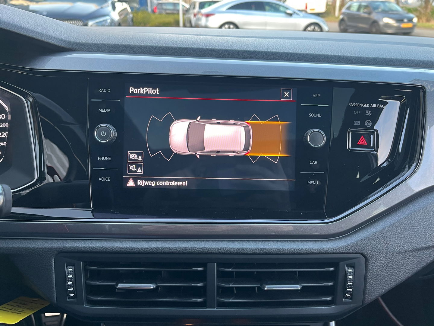 Volkswagen Polo GTI 2.0 TSI|Pano|Beats|Carplay|Pdc|Stoelverwarming|200PK
