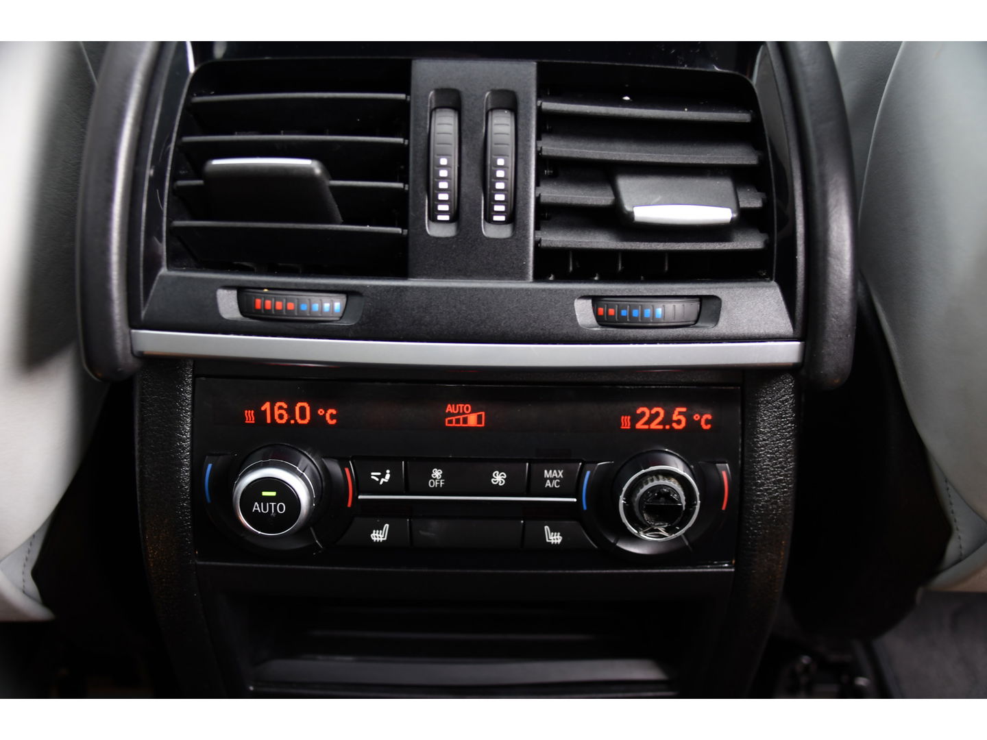 BMW X5 M V8 576PK 360 Camera, Adaptieve Cruise, PANO, LED, NAVI, PDC, LEDER, BOM VOL!