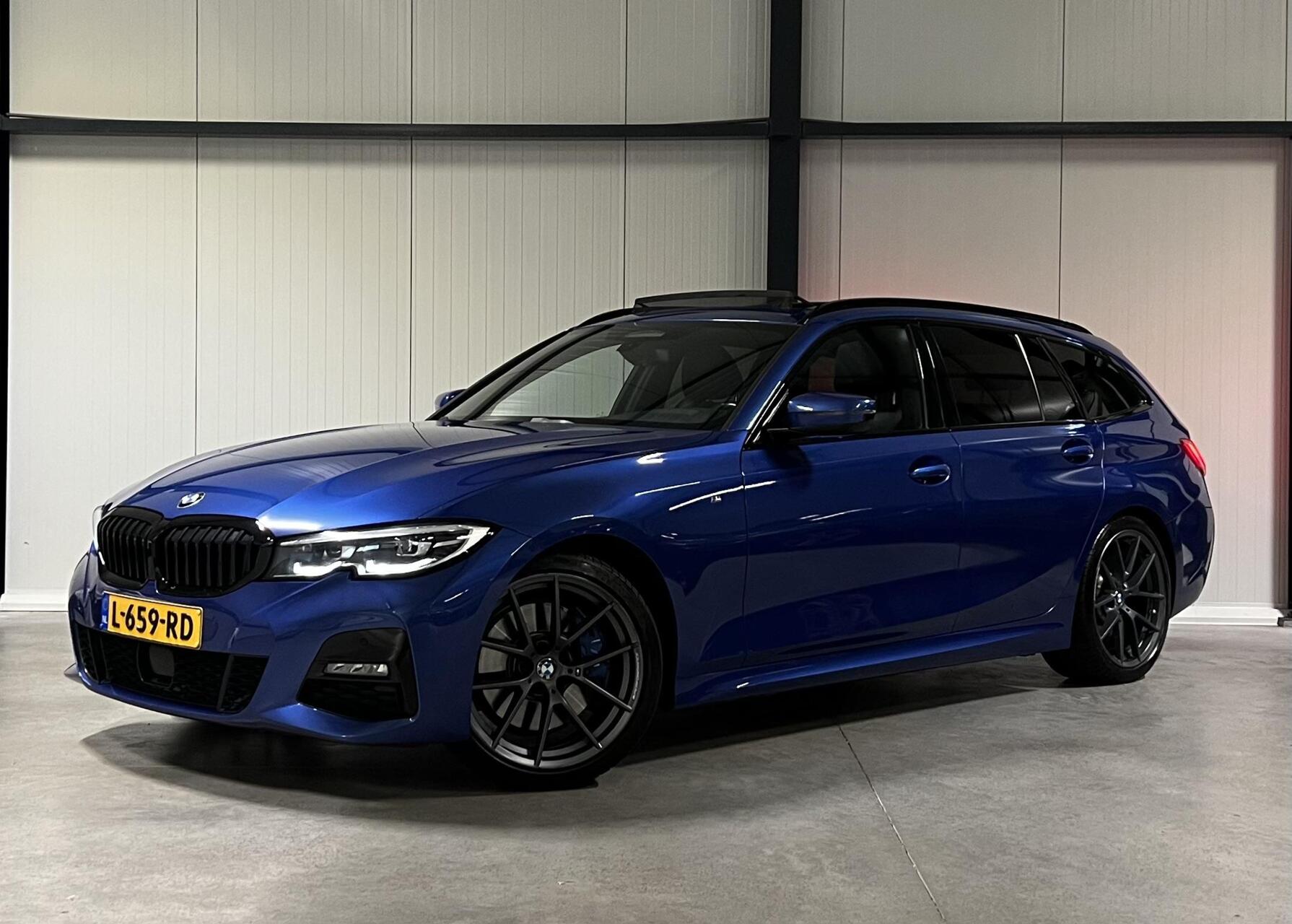 BMW 3 Serie Touring BMW 3-serie 330i 258PK M-Sport High Executive Pano Trekhaak