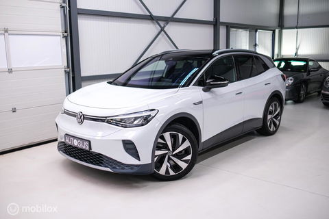 Volkswagen ID.4 First 77 kWh | Nieuwe ACCU | Trekhaak | Camera | 20 inch | NL auto | Stoel + stuurwiel verwarming | Adaptive |