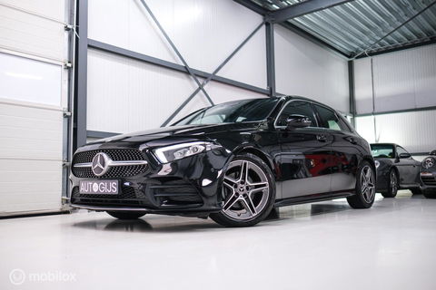 Mercedes-Benz A-Klasse 180 Business Solution AMG | Sportstoelen | Camera | Stoelverwarming | Leder | Alcantara | NAP NL auto | Dealer oh | Rijklaarprij