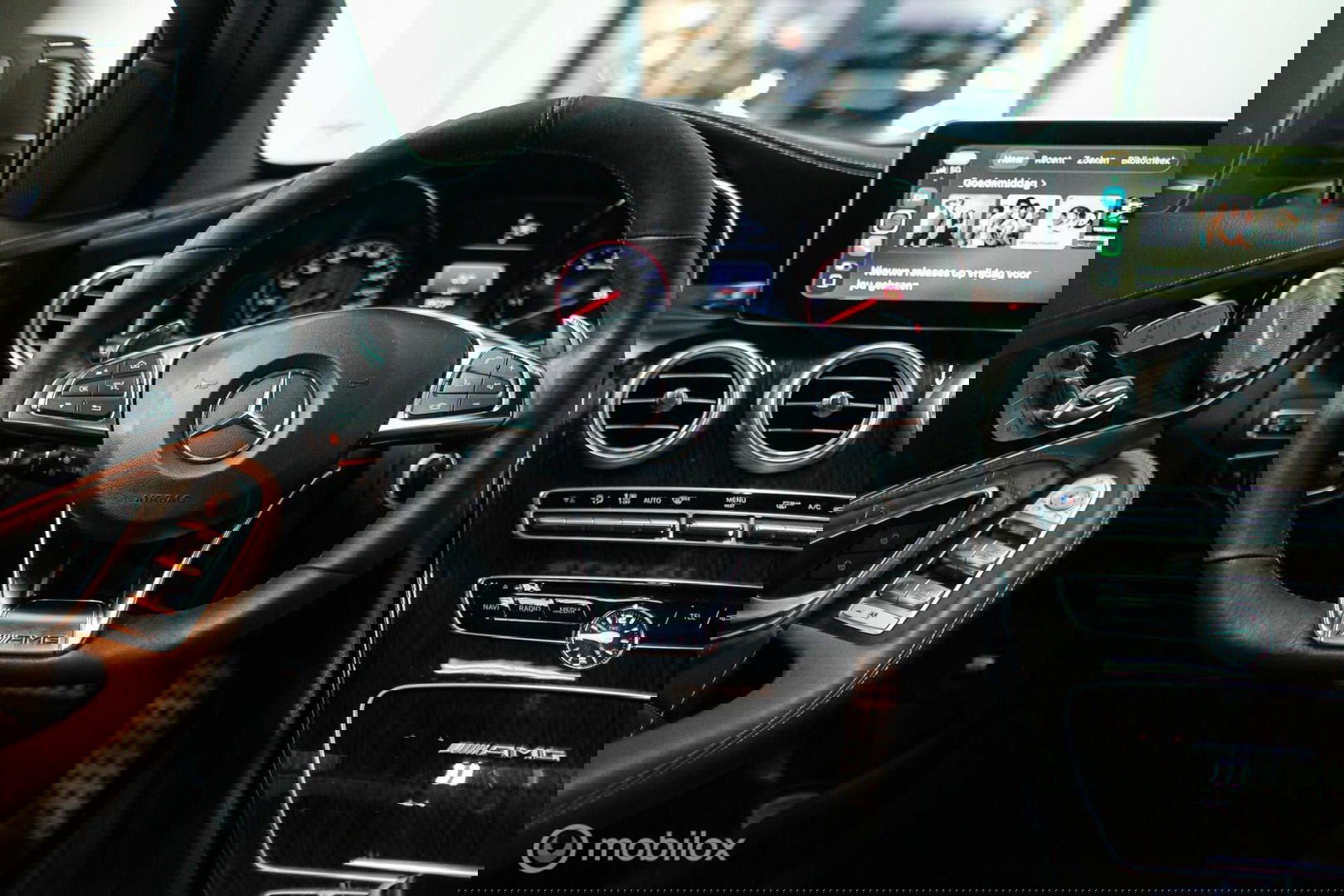 Mercedes-Benz C-Klasse Estate AMG 63 S 585 pk | Drivers Pack | Unieke samenstelling | Stoelkoeling | Dealer OH | 2e eigenaar | Camera | Burmester | Car