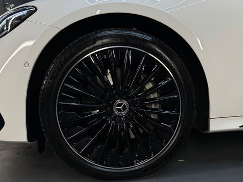 Mercedes-Benz E-Klasse 300 e AMG Sport Pano|Burmester|Memory