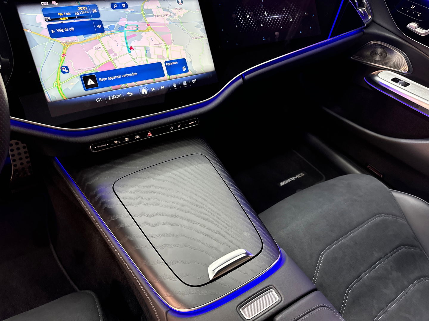 Mercedes-Benz E-Klasse 300 e AMG Sport Pano|Burmester|Memory