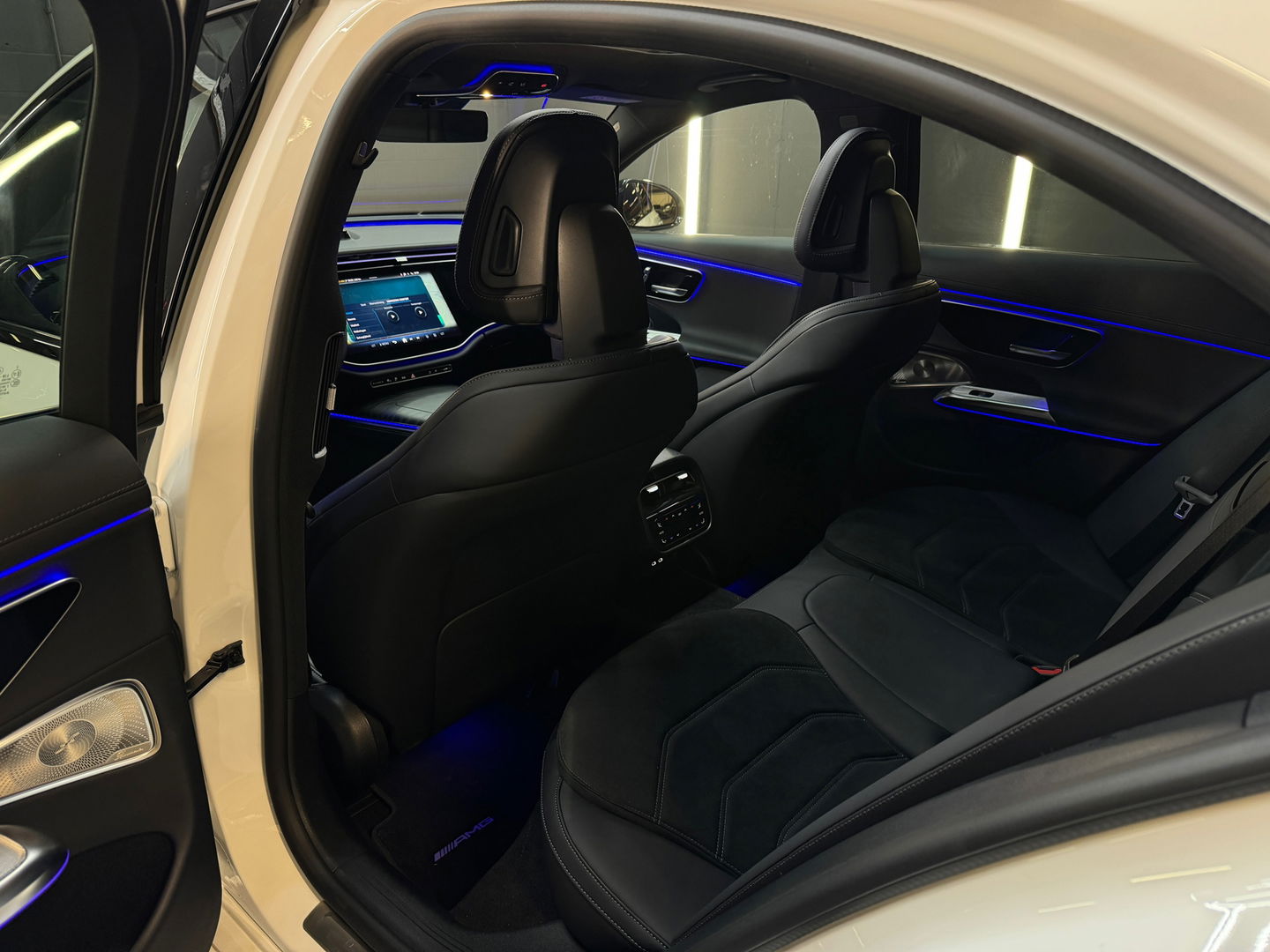 Mercedes-Benz E-Klasse 300 e AMG Sport Pano|Burmester|Memory