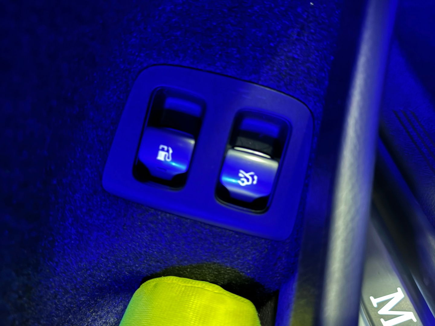 Mercedes-Benz E-Klasse 300 e AMG Sport Pano|Burmester|Memory