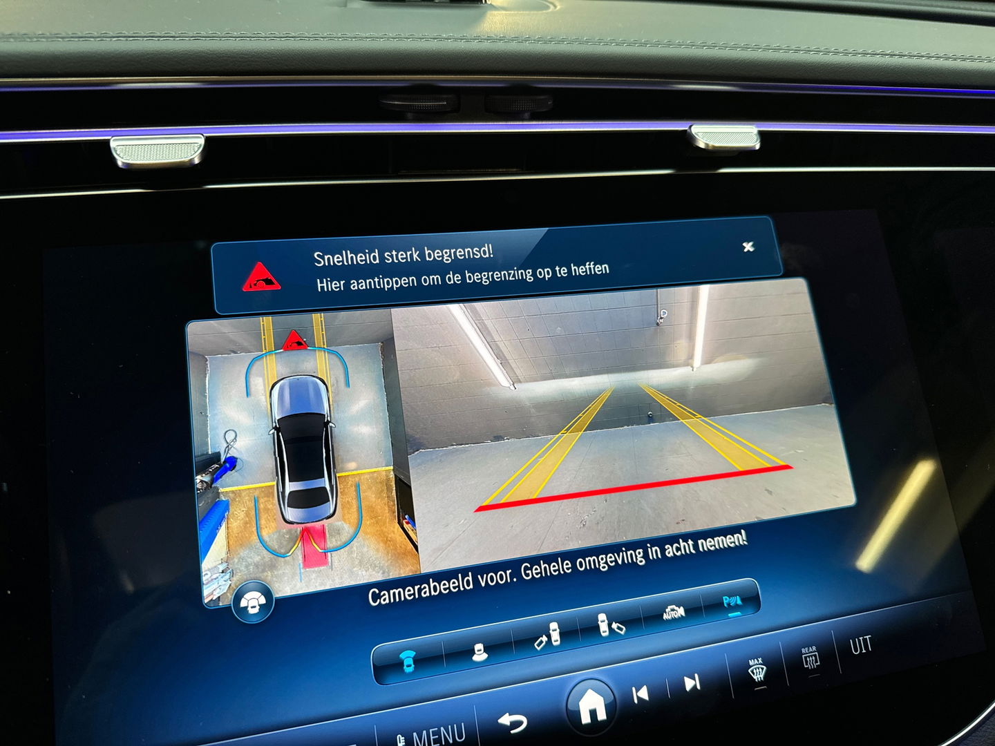 Mercedes-Benz E-Klasse 300 e AMG Sport Pano|Burmester|Memory