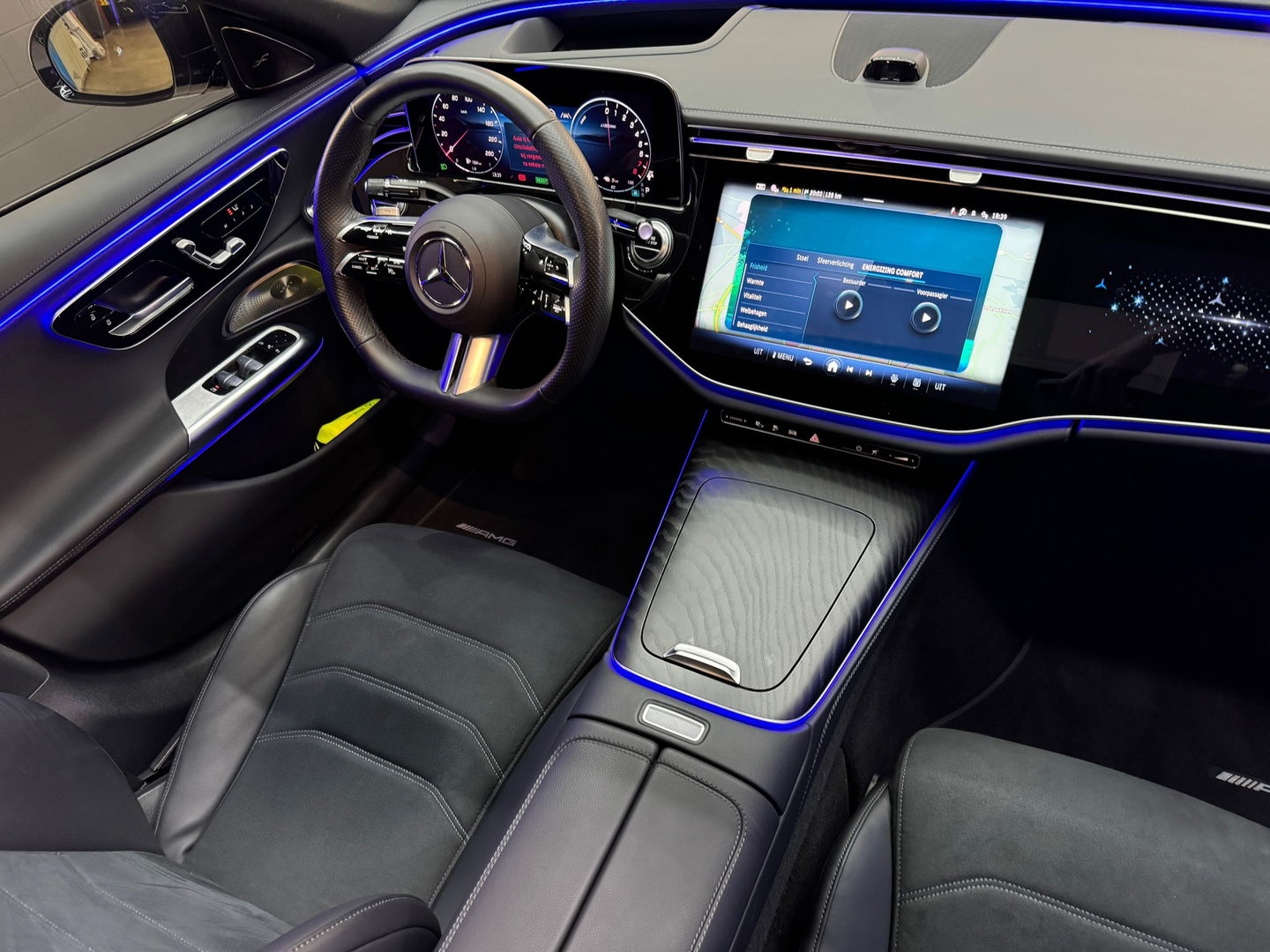 Mercedes-Benz E-Klasse 300 e AMG Sport Pano|Burmester|Memory