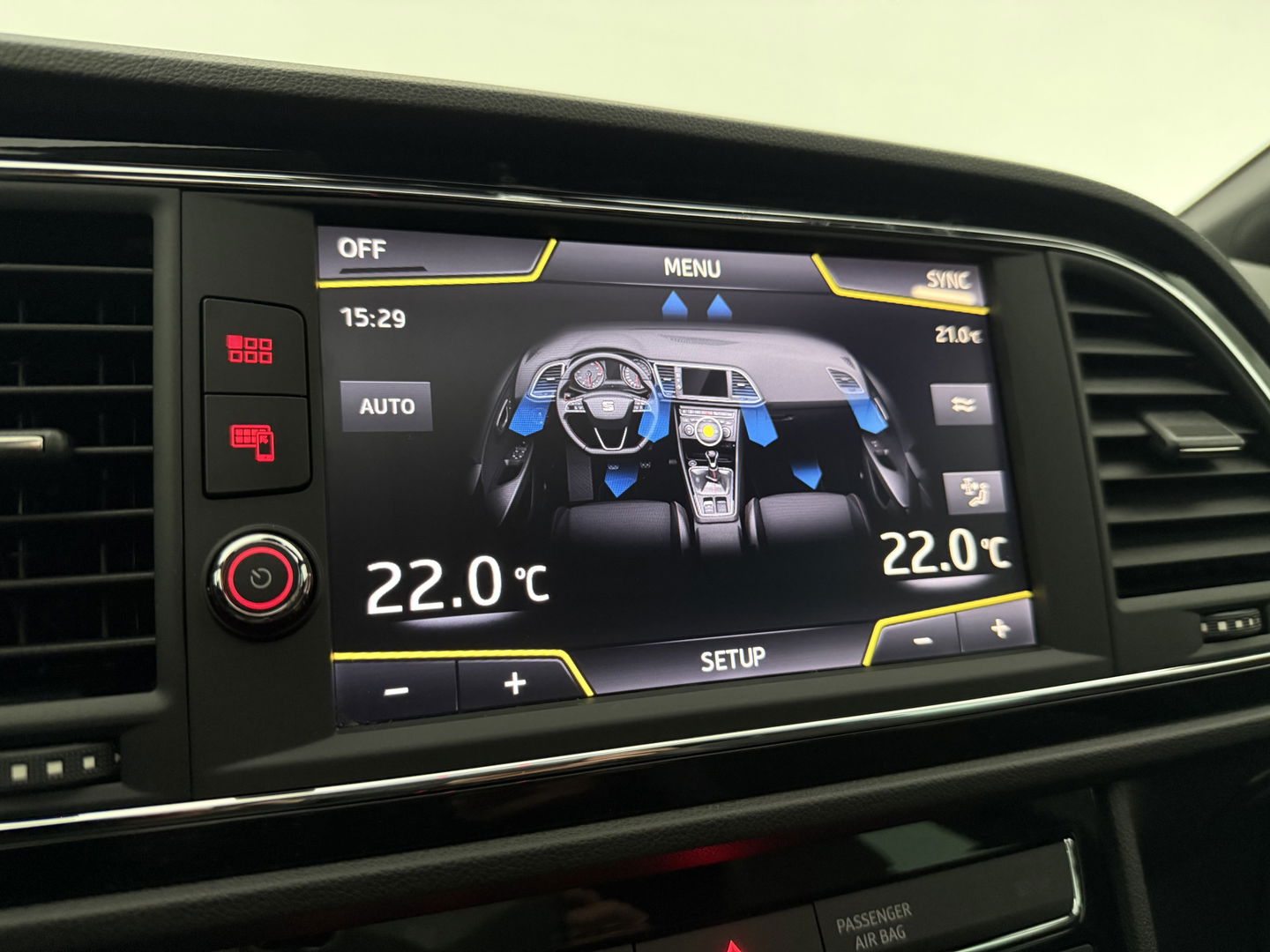 SEAT Leon 2.0 191PK TSI FR | Pano | Sfeerverl. | LED | Carplay | Camera | Navi l Cruise l Stoelverw.