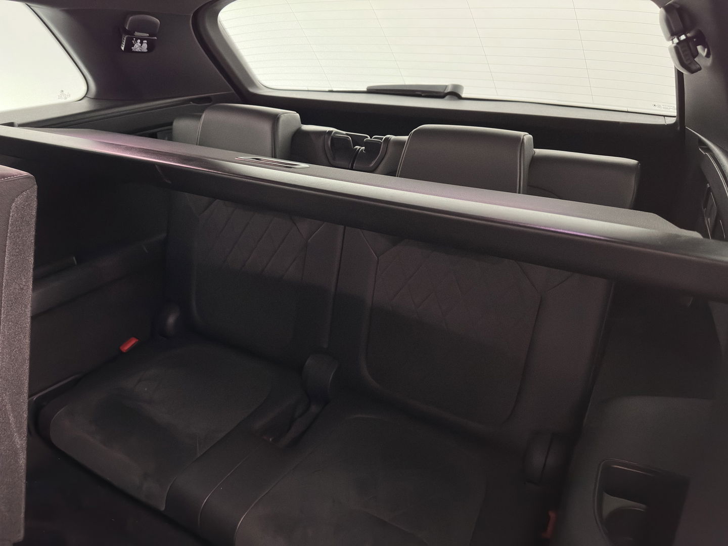 Škoda Kodiaq 1.5 TSI Sportline Business [ 7-Pers. ] (INCL-BTW) Aut. *LEATHER-MICROFIBRE | FULL-LED | ADAPTIVE-CRUISE | MEMORY-PACK | DIGI-COCKPIT | NAVI-FULLMAP | CAMERA | DAB+ | AMBIENT-LIGHT | KEYLESS | CARPLAY | PRIVACY-GLASS| TOWBAR | 20''