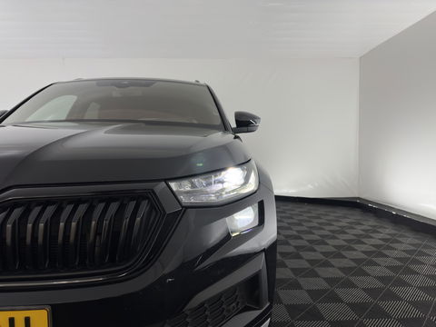 Škoda Kodiaq 1.5 TSI Sportline Business [ 7-Pers. ] (INCL-BTW) Aut. *LEATHER-MICROFIBRE | FULL-LED | ADAPTIVE-CRUISE | MEMORY-PACK | DIGI-COCKPIT | NAVI-FULLMAP | CAMERA | DAB+ | AMBIENT-LIGHT | KEYLESS | CARPLAY | PRIVACY-GLASS| TOWBAR | 20''
