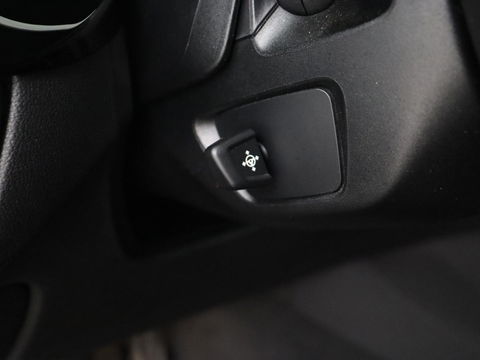 BMW 5 Serie 520i M Sport | Leder | Stoelverwarming | Carplay | 19'' | Sportstoelen | Live Cockpit | Navigatie | Parkeerhulp | Adaptief LED | Memory | Keyless start