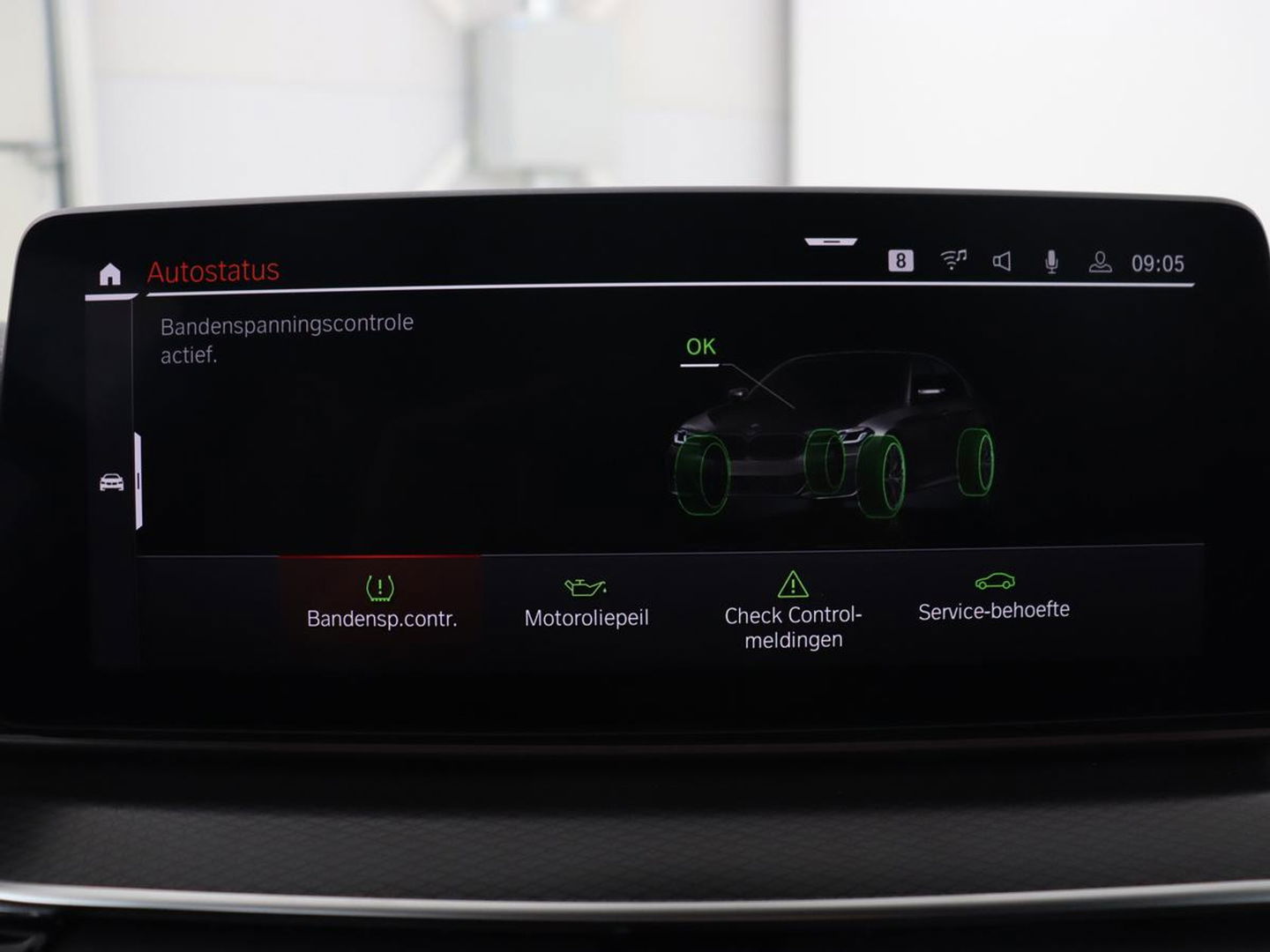 BMW 5 Serie 520i M Sport | Leder | Stoelverwarming | Carplay | 19'' | Sportstoelen | Live Cockpit | Navigatie | Parkeerhulp | Adaptief LED | Memory | Keyless start