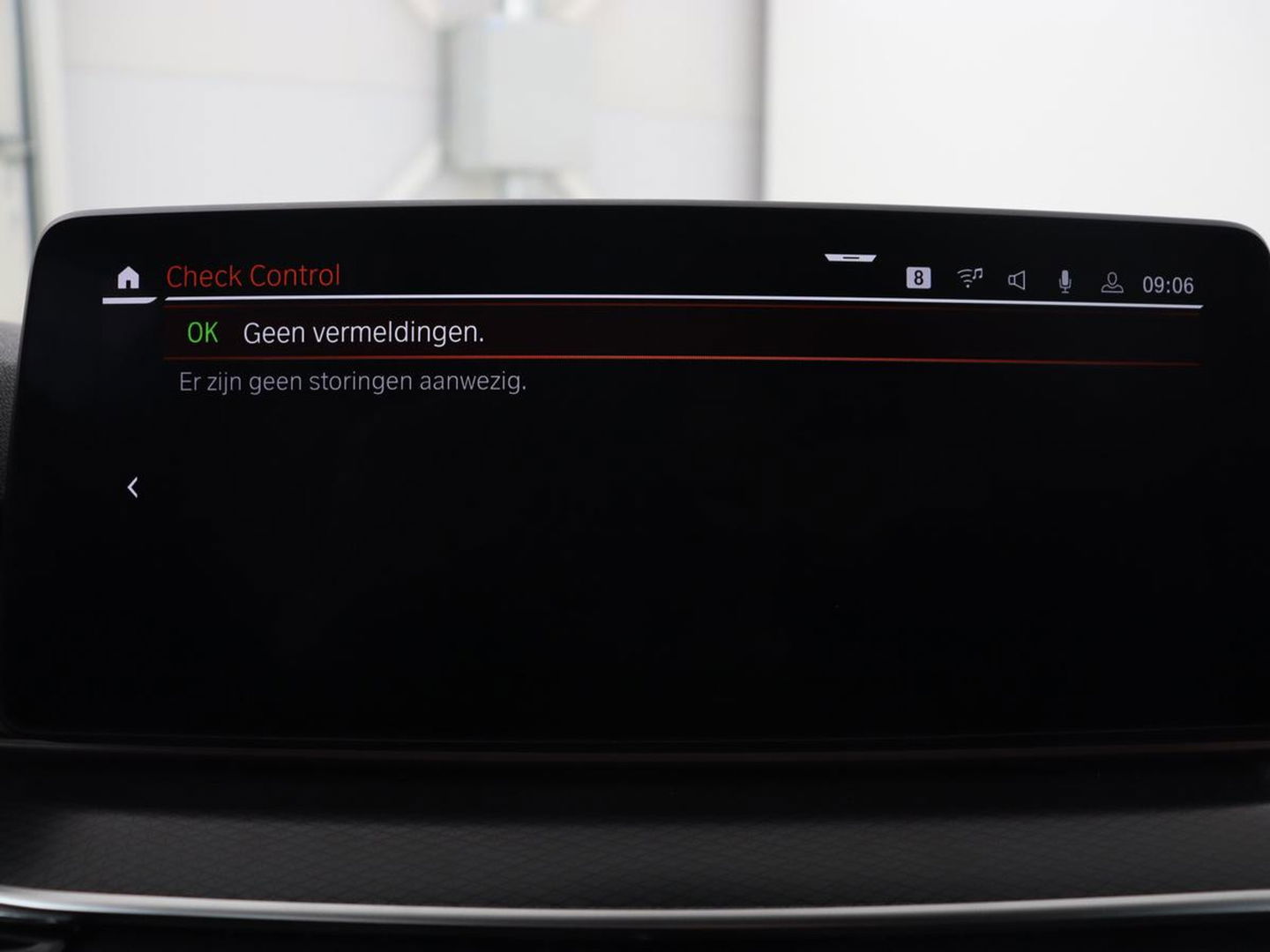 BMW 5 Serie 520i M Sport | Leder | Stoelverwarming | Carplay | 19'' | Sportstoelen | Live Cockpit | Navigatie | Parkeerhulp | Adaptief LED | Memory | Keyless start