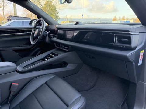 Porsche Macan 4 pano l 22 inc l Lucht vering l Stoel koeling
