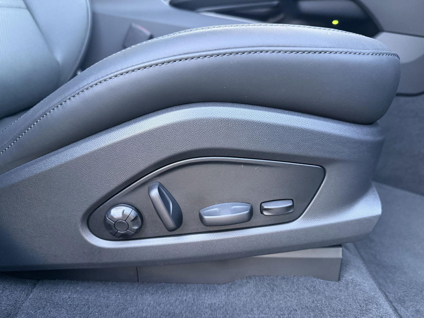 Porsche Macan 4 pano l 22 inc l Lucht vering l Stoel koeling