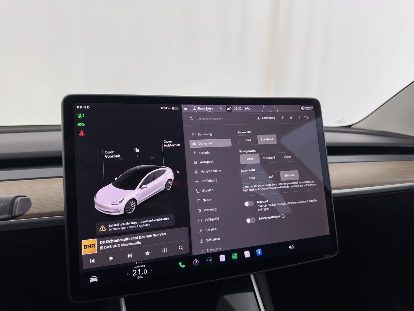 Tesla Model 3 Standard RWD Plus 60 kWh {SOH-99%} [ 3-Fase ] (INCL-BTW) Aut. *PANO | AUTO-PILOT | LUXURY-LEATHER | KEYLESS | FULL-LED | MEMORY-PACK | SURROUND-VIEW | DAB | CARPLAY | DIGI-COCKPIT | LANE-ASSIST | COMFORT-SEATS | TOWBAR | 19"ALU*