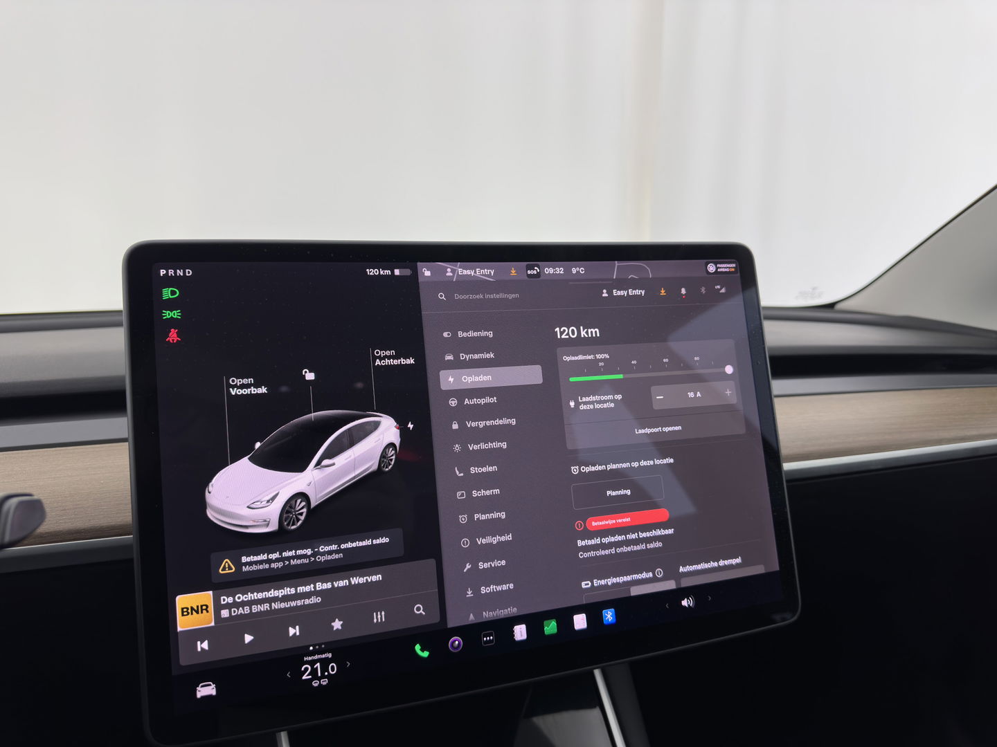 Tesla Model 3 Standard RWD Plus 60 kWh {SOH-99%} [ 3-Fase ] (INCL-BTW) Aut. *PANO | AUTO-PILOT | LUXURY-LEATHER | KEYLESS | FULL-LED | MEMORY-PACK | SURROUND-VIEW | DAB | CARPLAY | DIGI-COCKPIT | LANE-ASSIST | COMFORT-SEATS | TOWBAR | 19"ALU*
