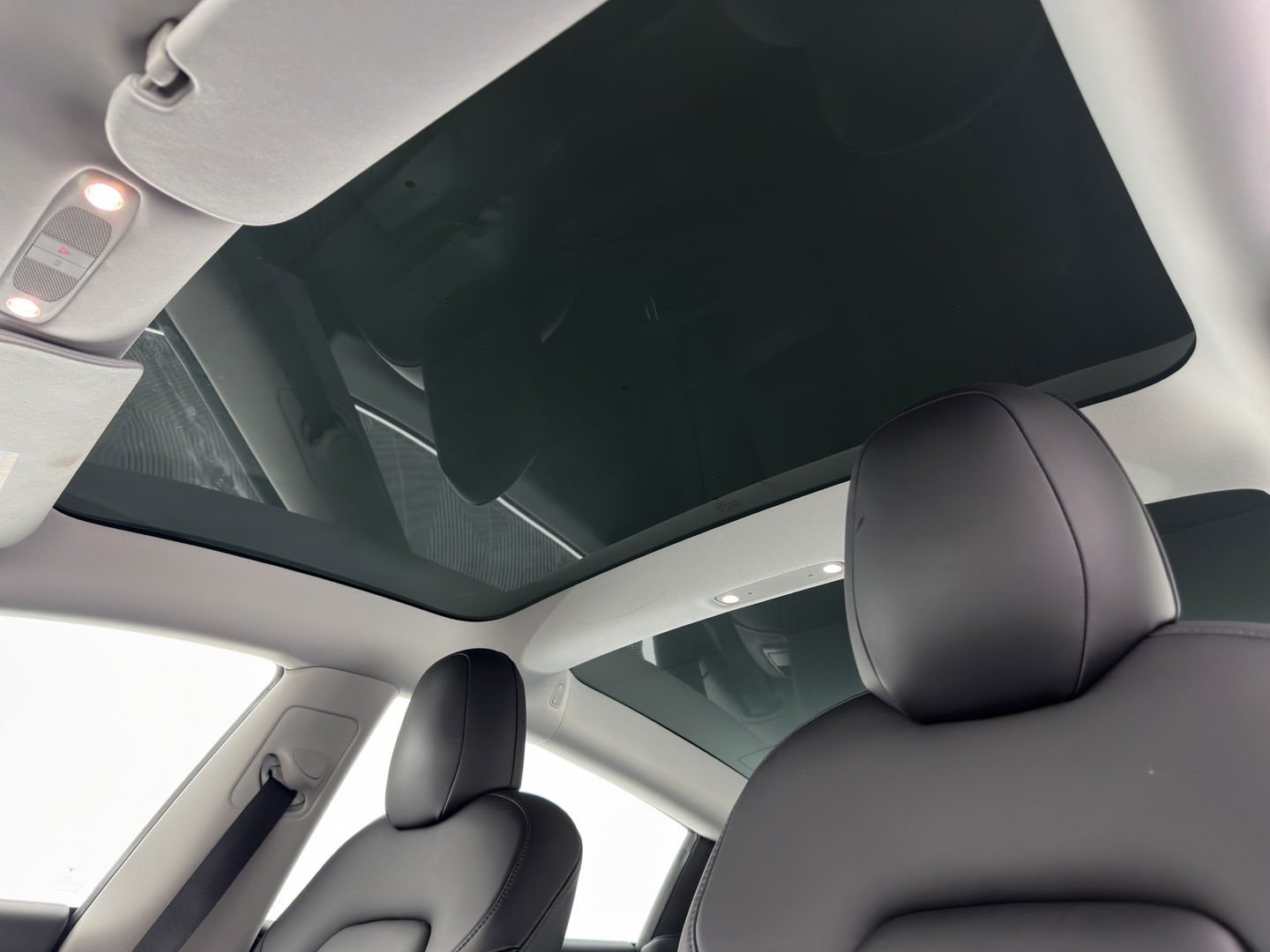 Tesla Model 3 Standard RWD Plus 60 kWh {SOH-99%} [ 3-Fase ] (INCL-BTW) Aut. *PANO | AUTO-PILOT | LUXURY-LEATHER | KEYLESS | FULL-LED | MEMORY-PACK | SURROUND-VIEW | DAB | CARPLAY | DIGI-COCKPIT | LANE-ASSIST | COMFORT-SEATS | TOWBAR | 19"ALU*