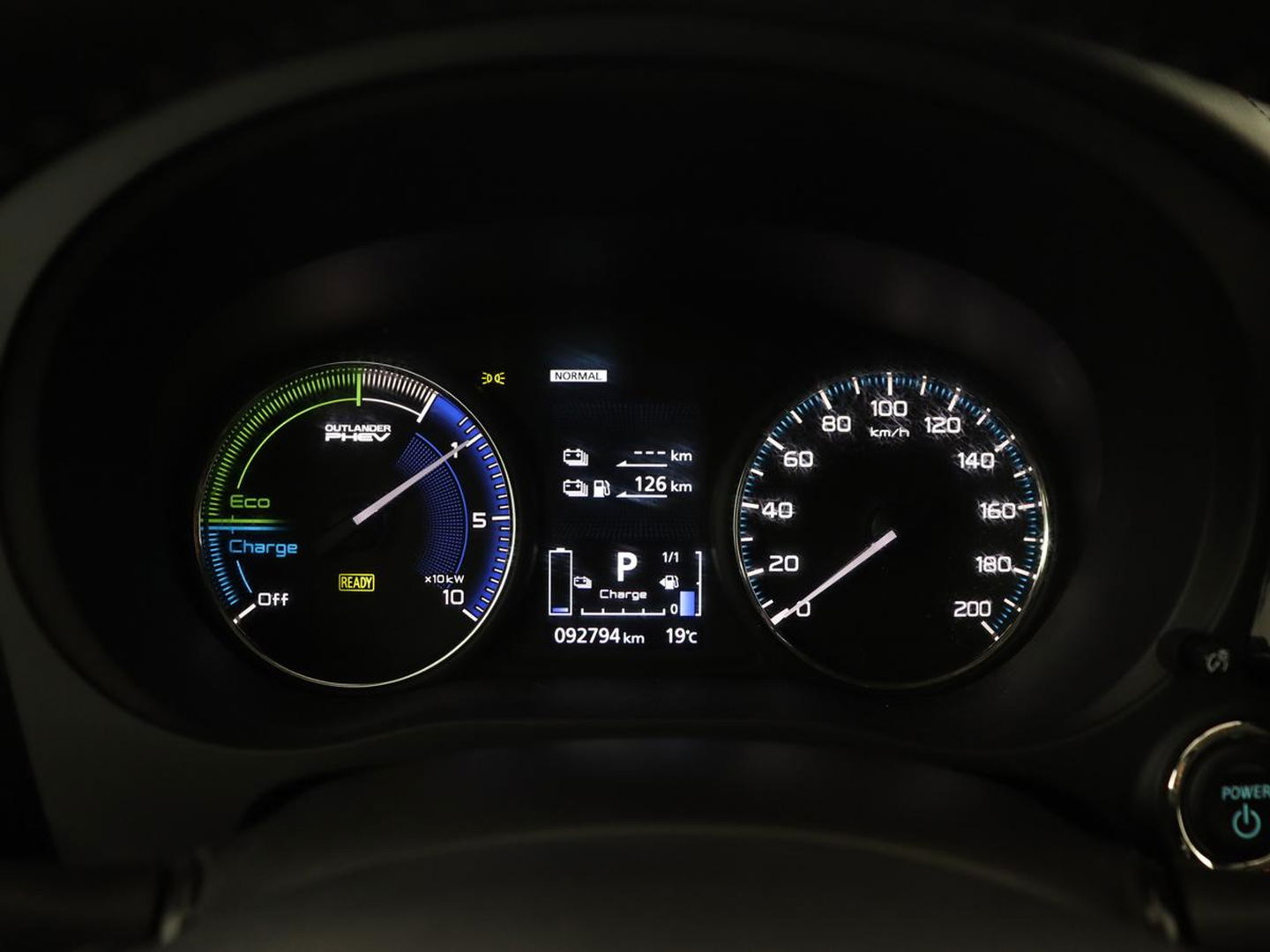 Mitsubishi Outlander 2.4 PHEV Intense | Trekhaak | Stoelverwarming | Leder/Alcantara | Camera | Carplay | Navigatie | Full LED | Cruise control | Plug In