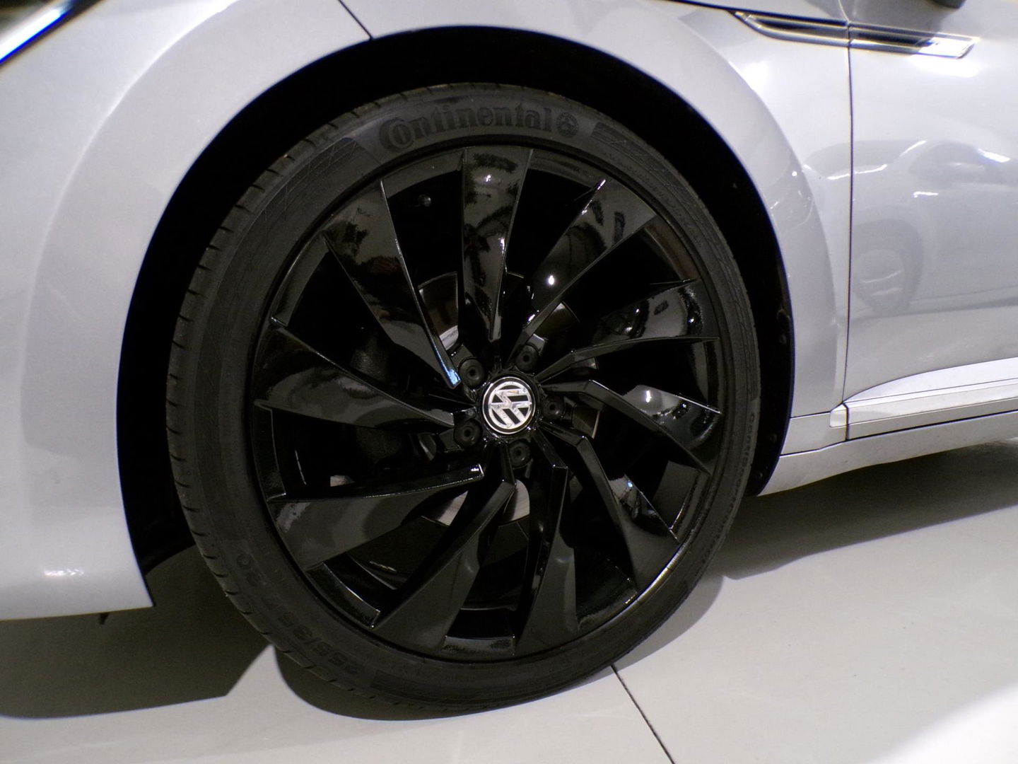 Volkswagen Arteon 1.5 TSI DSG Business R "Origineel NL!" 2X R-Line Pano Virtual Apple-Carplay/Android-Auto Leder/Alcantara Keyless