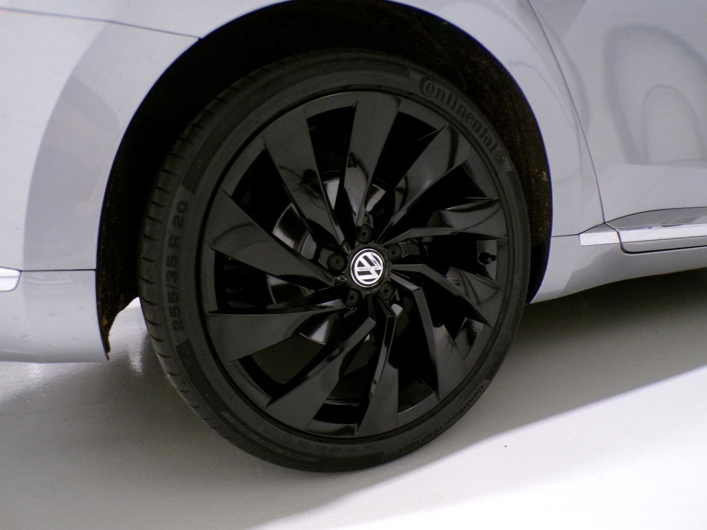 Volkswagen Arteon 1.5 TSI DSG Business R "Origineel NL!" 2X R-Line Pano Virtual Apple-Carplay/Android-Auto Leder/Alcantara Keyless