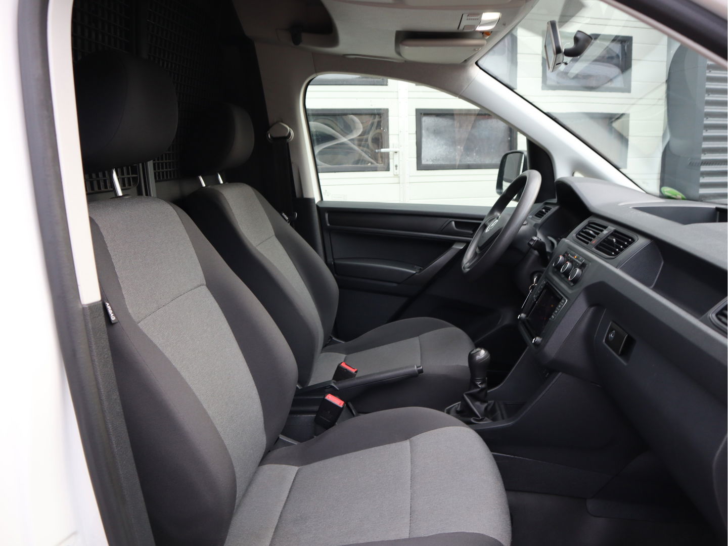 Volkswagen Caddy 2.0 TDI 102pk Euro 6 - Airco - Navi - NAP