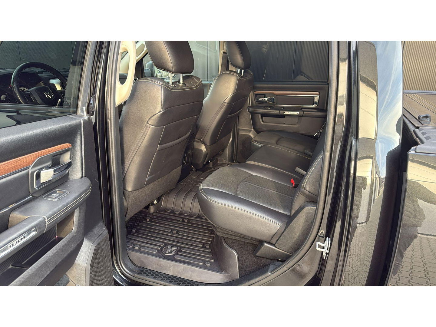 Dodge Ram 1500 5.7 V8 4x4 Crew Cab Laramie