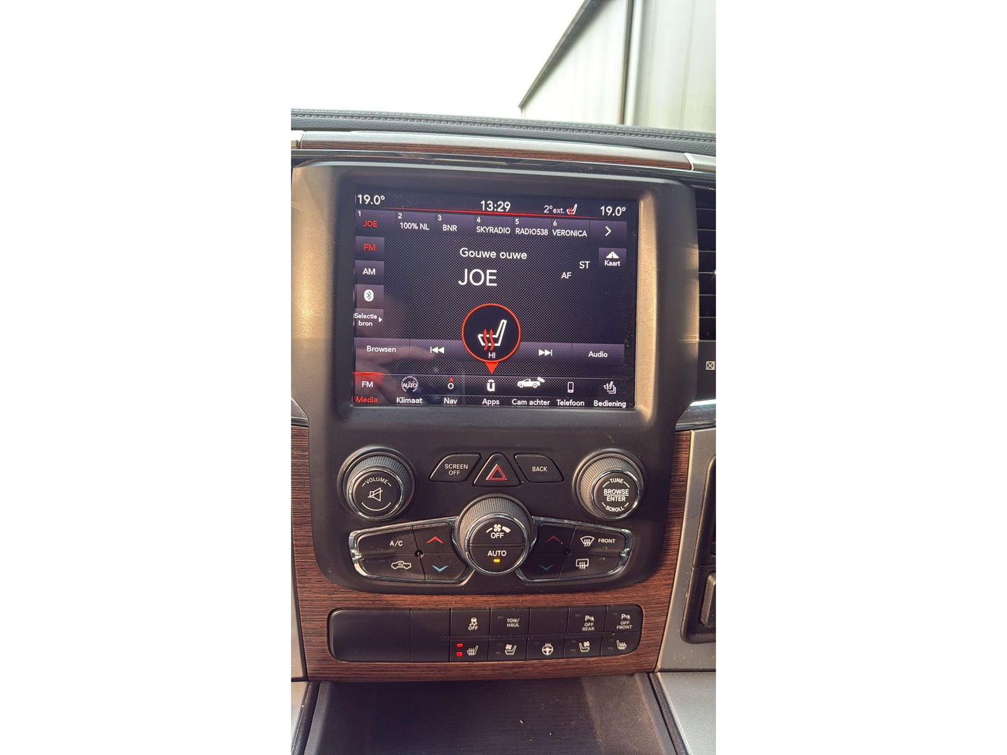 Dodge Ram 1500 5.7 V8 4x4 Crew Cab Laramie