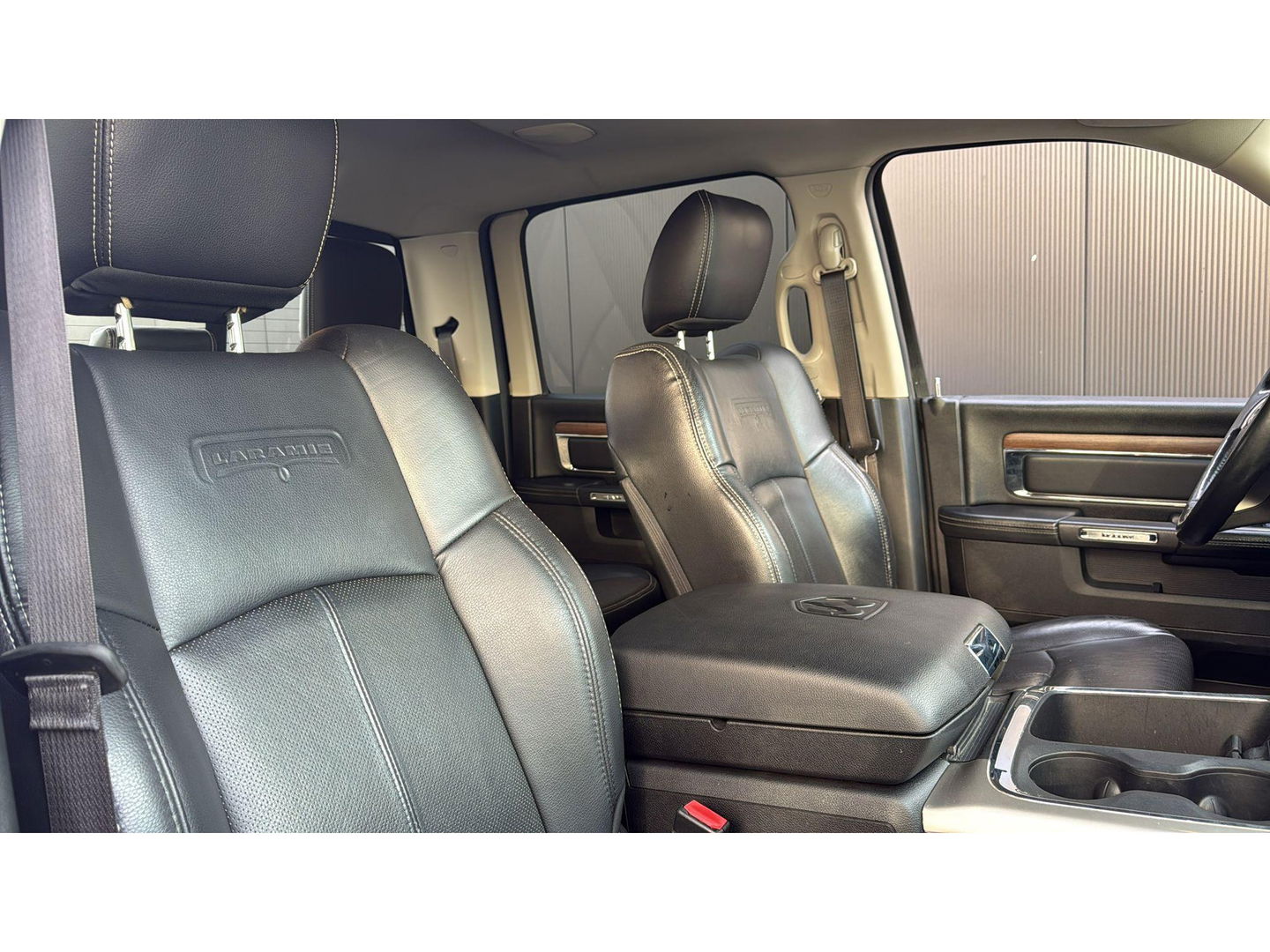 Dodge Ram 1500 5.7 V8 4x4 Crew Cab Laramie