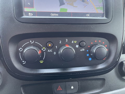 Opel Vivaro 1.6 CDTI L2H1 Edition / vaste prijs rijklaar € 11.950 ex btw / euro 6 / bpm vrij / airco / cruise control / navigatie / bijrijdersbank / parkeersensoren achter