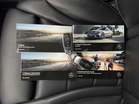 Mercedes-Benz C-Klasse 300 e Business Solution AMG Limited (INCL.BTW) *FULL-LEATHER | FULL-LED | BURMESTER | AMBIENT-LIGHT | BLIND-SPOT | HEATED-SPORTSEATS | DIGI-COCKPIT | NAVI-FULLMAP | CAMERA | DAB+ | 18''ALU*