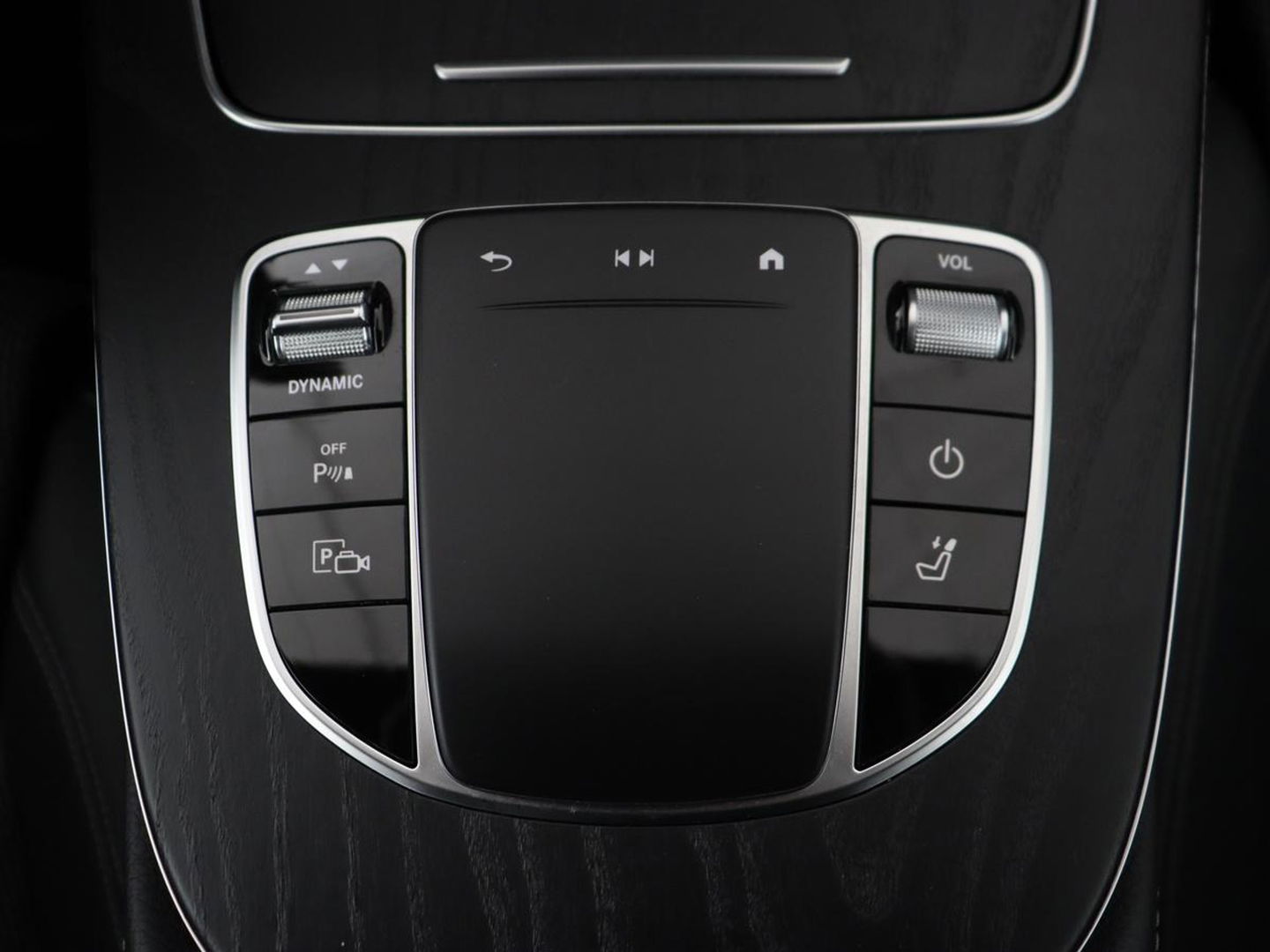 Mercedes-Benz E-Klasse 300e Avantgarde | Panoramadak | Adaptive cruise | Stoelverwarming | Carplay | Camera | Sfeerverlichting | Navigatie | Widescreen | Half leder | PHEV | Plug In