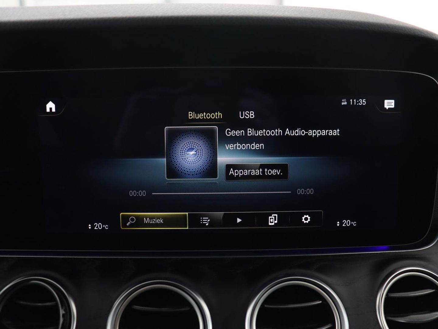 Mercedes-Benz E-Klasse 300e Avantgarde | Panoramadak | Adaptive cruise | Stoelverwarming | Carplay | Camera | Sfeerverlichting | Navigatie | Widescreen | Half leder | PHEV | Plug In