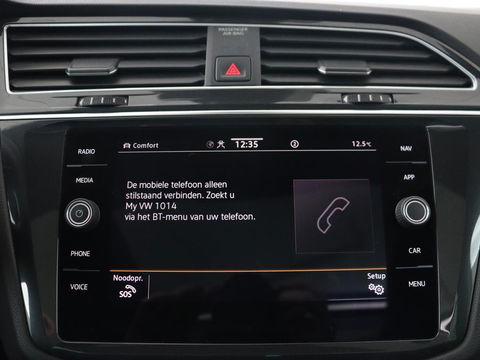 Volkswagen Tiguan 1.4 eHybrid R Line | Panoramadak | Trekhaak | Stoelverwarming | Camera | 20'' | Park Assist | Carplay | Matrix LED | Stuurverwarming | Adaptive cruise | Navigatie | PHEV | Plug In