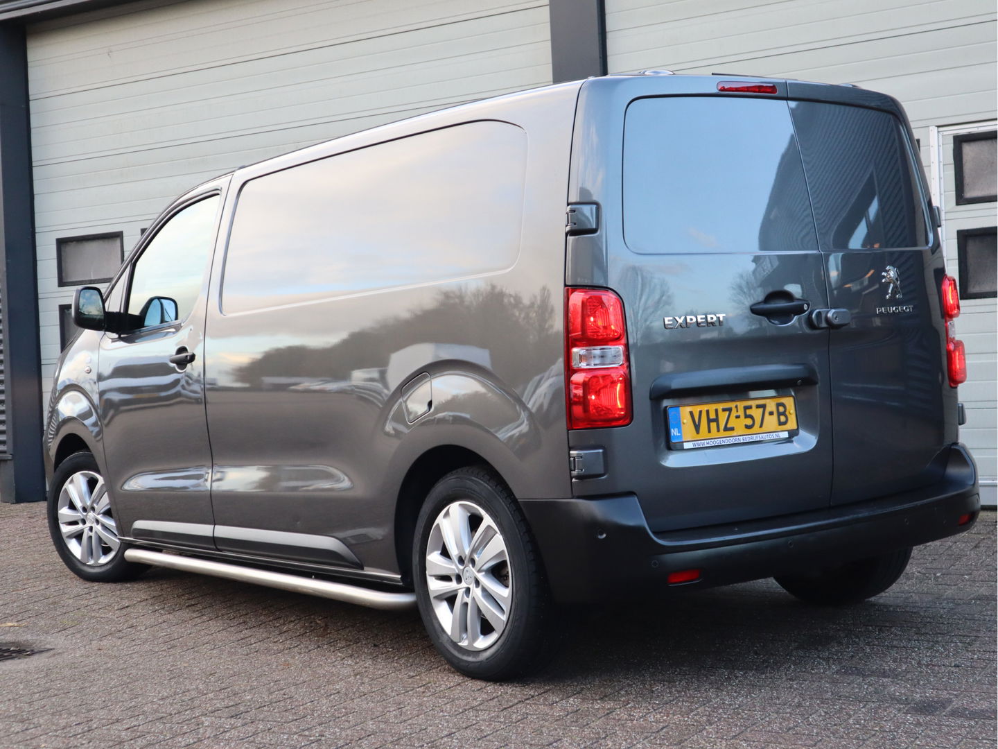 Peugeot Expert 2.0 BlueHDI 123pk Euro 6 Automaat - L2 Lang - Navi - Cruise