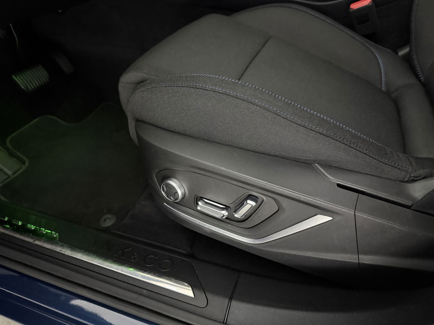 Lynk Co 01 1.5 | SOH 98% | Pano | Memory | Adap. Cruise | Sfeerverl. | 360° | Virtual | Keyless | Carplay