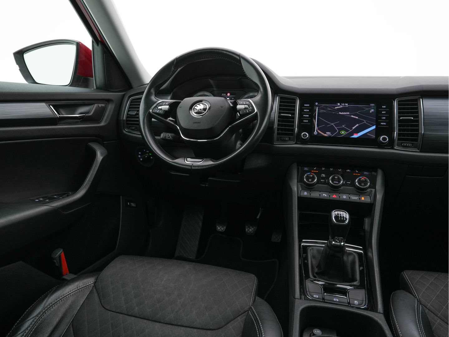 Škoda Kodiaq 1.5 TSI Business Edition (INCL-BTW) *ADAPTIVE-CRUISE | LEATHER-FABRIC | FULL-LED | CANTON-SOUND | HEATED-SPORTSEATS | KEYLESS | NAVI-FULLMAP | CAMERA | DAB+ | ECC | PDC | TOWBAR | 18''ALU*