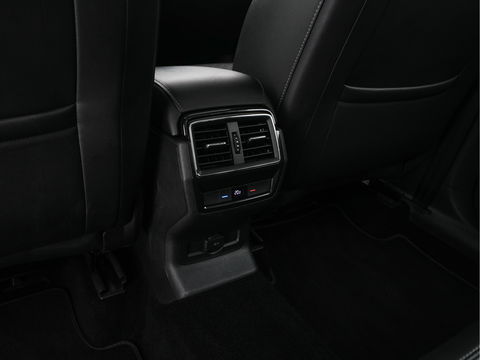 Škoda Kodiaq 1.5 TSI Business Edition (INCL-BTW) *ADAPTIVE-CRUISE | LEATHER-FABRIC | FULL-LED | CANTON-SOUND | HEATED-SPORTSEATS | KEYLESS | NAVI-FULLMAP | CAMERA | DAB+ | ECC | PDC | TOWBAR | 18''ALU*