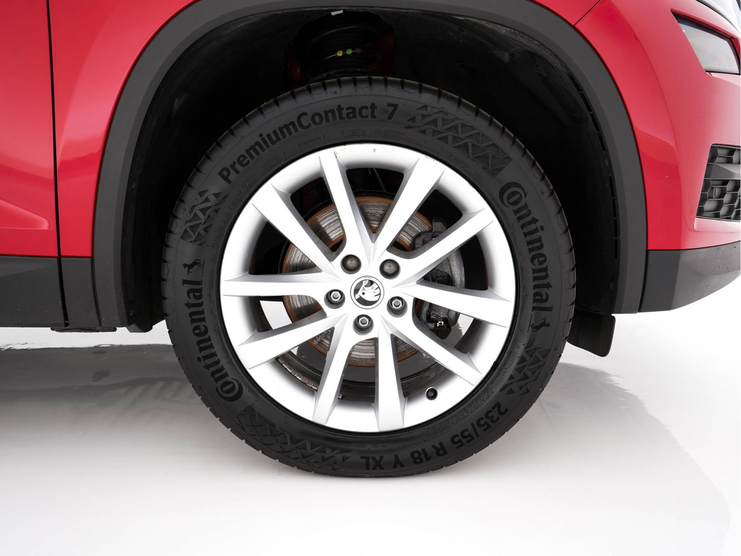 Škoda Kodiaq 1.5 TSI Business Edition (INCL-BTW) *ADAPTIVE-CRUISE | LEATHER-FABRIC | FULL-LED | CANTON-SOUND | HEATED-SPORTSEATS | KEYLESS | NAVI-FULLMAP | CAMERA | DAB+ | ECC | PDC | TOWBAR | 18''ALU*