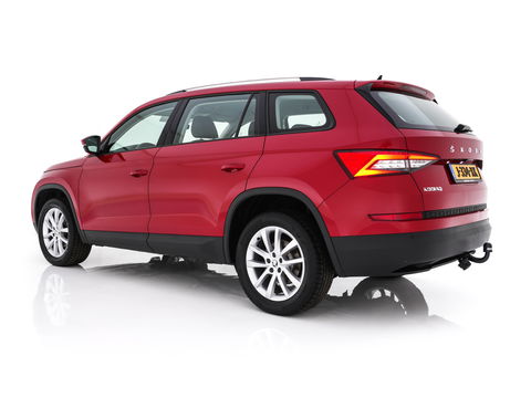 Škoda Kodiaq 1.5 TSI Business Edition (INCL-BTW) *ADAPTIVE-CRUISE | LEATHER-FABRIC | FULL-LED | CANTON-SOUND | HEATED-SPORTSEATS | KEYLESS | NAVI-FULLMAP | CAMERA | DAB+ | ECC | PDC | TOWBAR | 18''ALU*