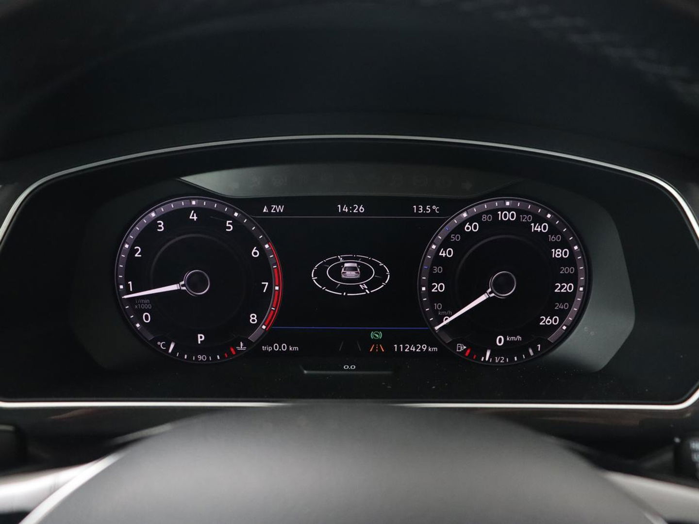 Volkswagen Tiguan 1.4 TSI R Line | Stoelverwarming | Trekhaak | Carplay | Navigatie | Virtual Cockpit | Adaptive cruise | 19'' | Parkeerhulp | Bluetooth | Adaptief LED