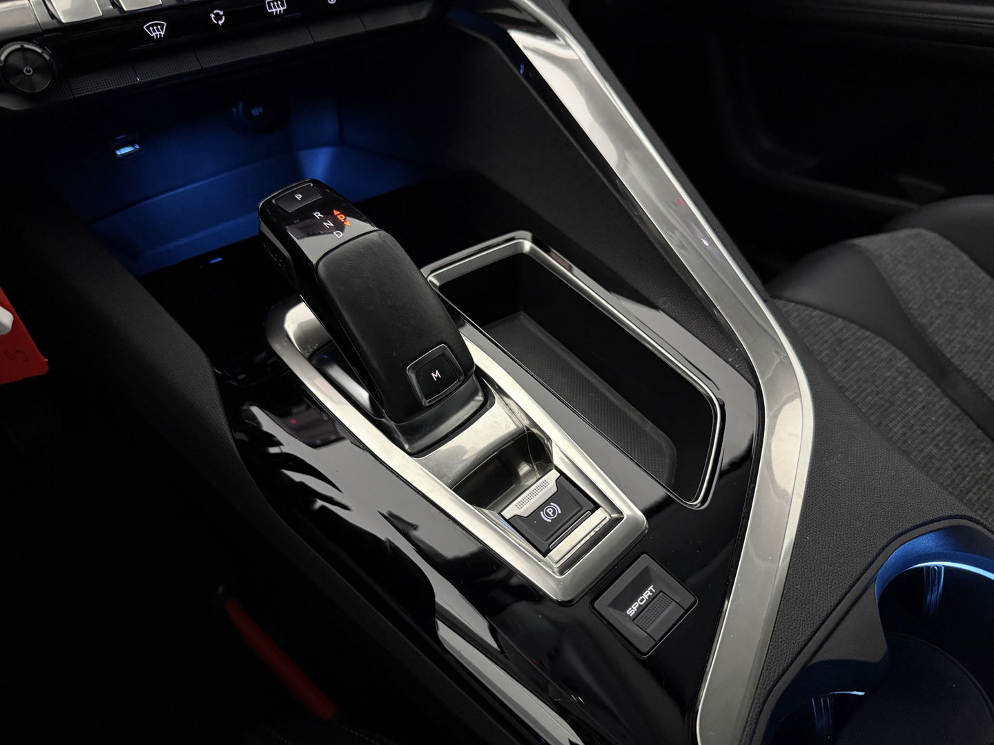 Peugeot 5008 1.2 PureTech 7p. | 360° Camera | Virtual | Sfeer | Trekh. | Carplay | Cruise | Navi | NAP