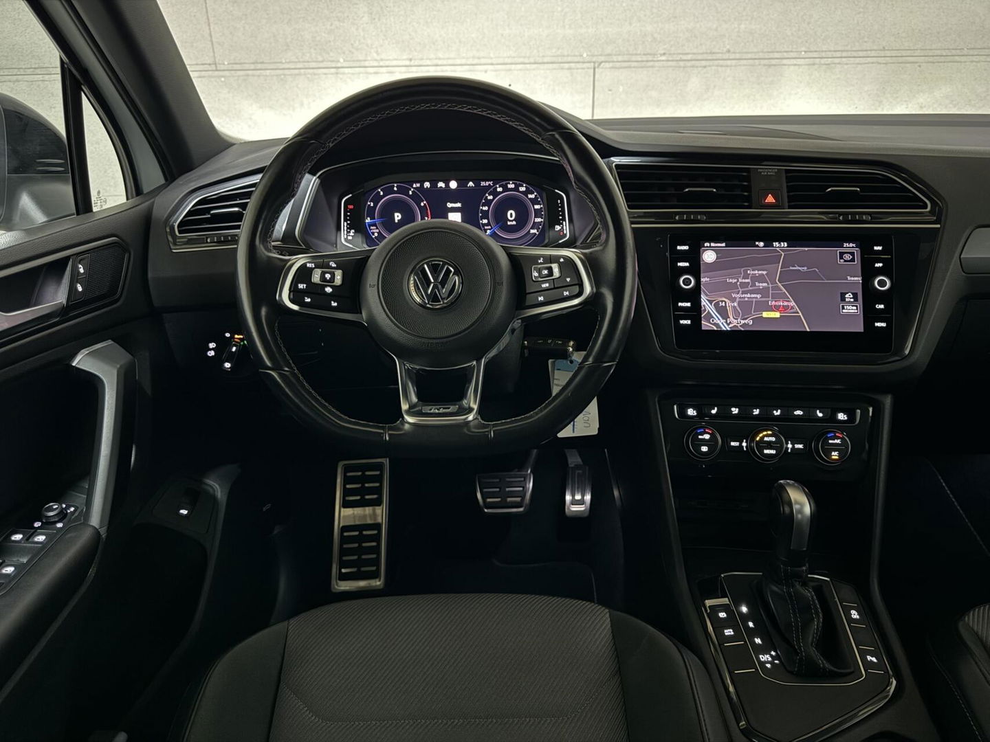 Volkswagen Tiguan 1.5 TSI ACT 2X R-Line Pano Virtual ACC NAP