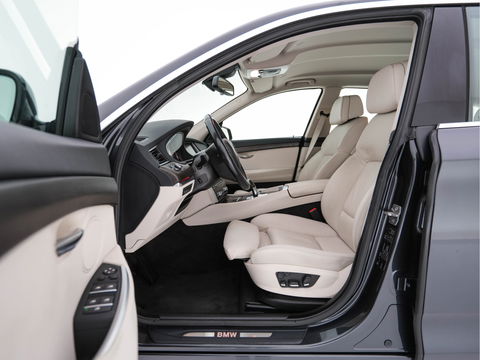 BMW 5 Serie Gran Turismo 520d High Executive Aut. *HEAD-UP | ADAPTIVE-CRUISE | LUXURY-LEATHER | XENON | MEMORY-PACK | TOP-VIEW | HIFI-SOUND | NAVI-FULLMAP | ECC | PDC*