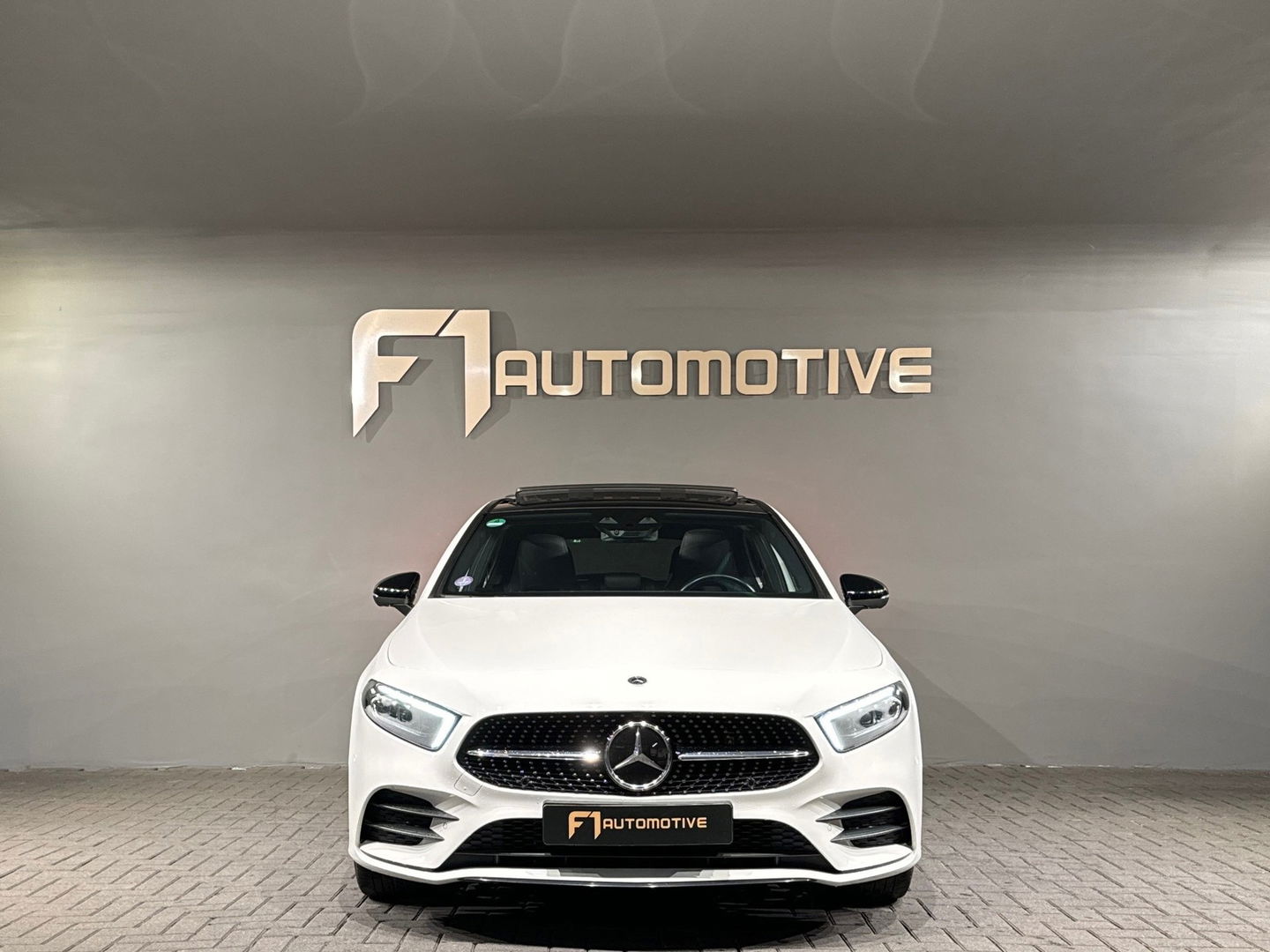 Mercedes-Benz A-Klasse 250 e AMG Pano|Memory|Burmester|360Cam