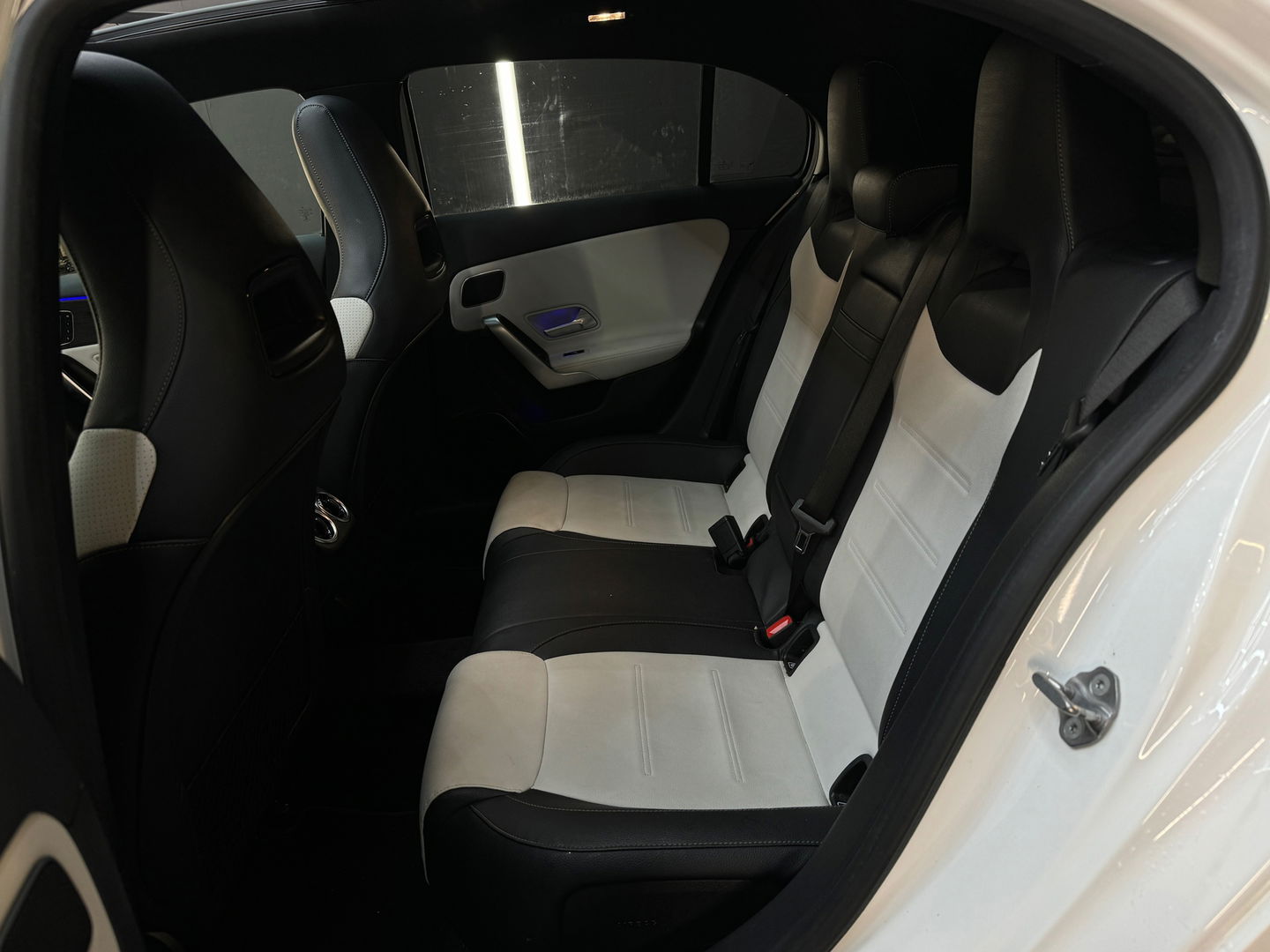 Mercedes-Benz A-Klasse 250 e AMG Pano|Memory|Burmester|360Cam