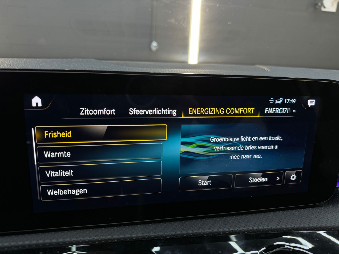 Mercedes-Benz A-Klasse 250 e AMG Pano|Memory|Burmester|360Cam